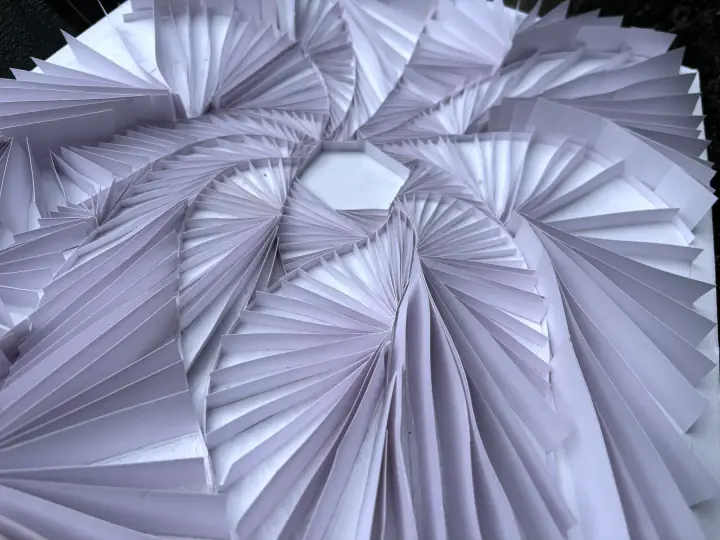 Oxymoron (2025) — 2 from Honeylyn Guingguing’s sculpture archive