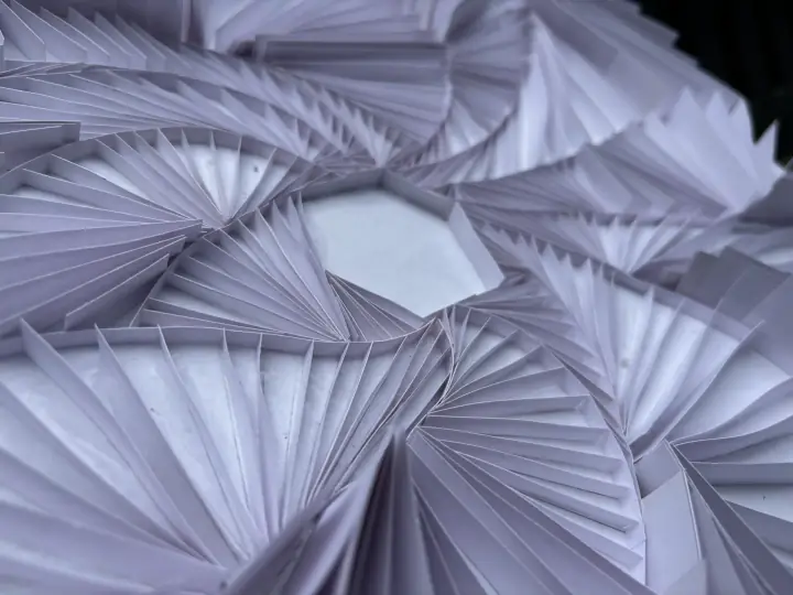 Oxymoron (2025) — 4 from Honeylyn Guingguing’s sculpture archive